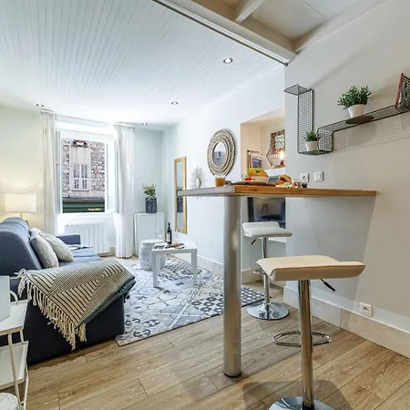 My Casa - Bonaparte 17 - Superb Old Town Apartamento *